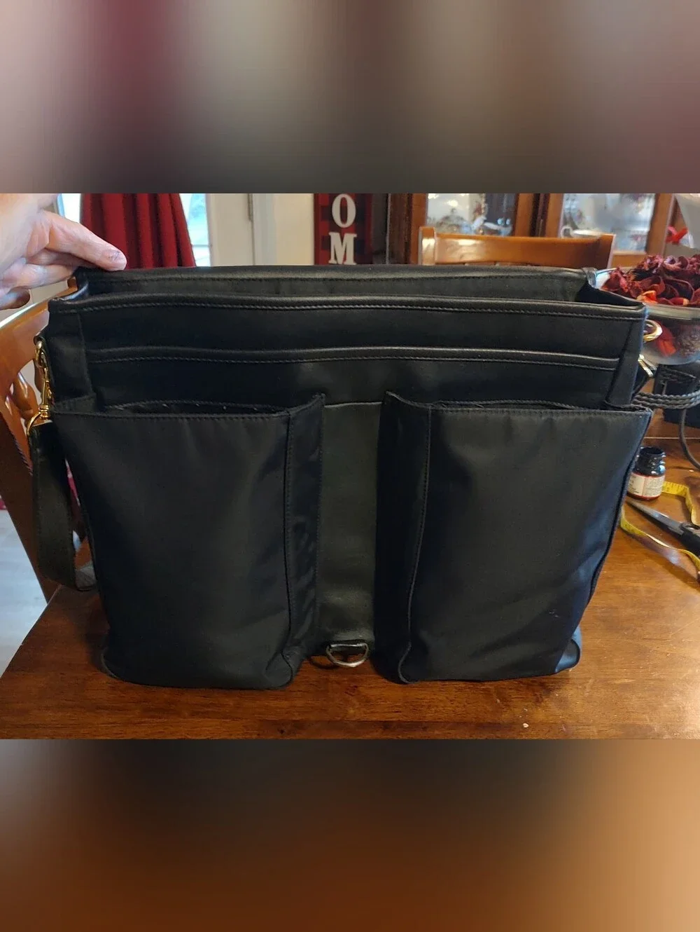 Classic Black Leather Messenger Bag - Men